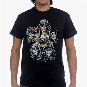 NWOT Guns and Roses T-Shirt